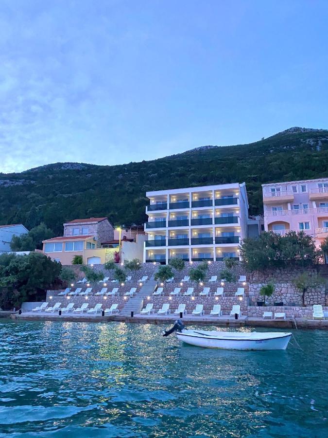 Villa Millene 内乌姆 外观 照片